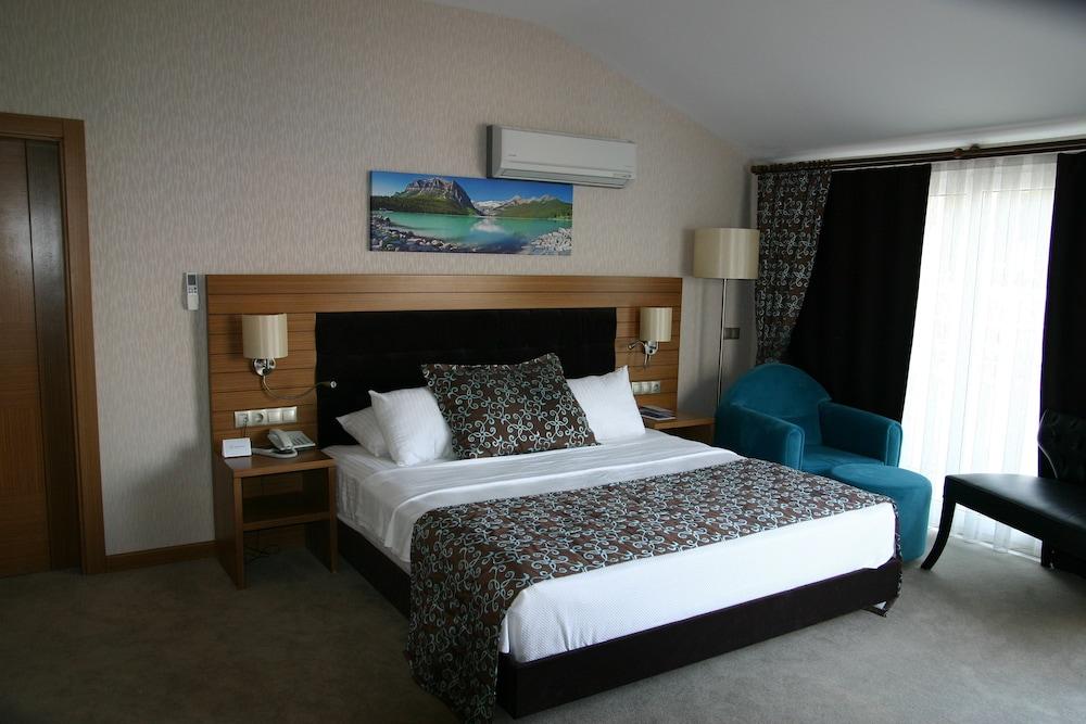 Marina Boutique Hotel 페티예 외부 사진