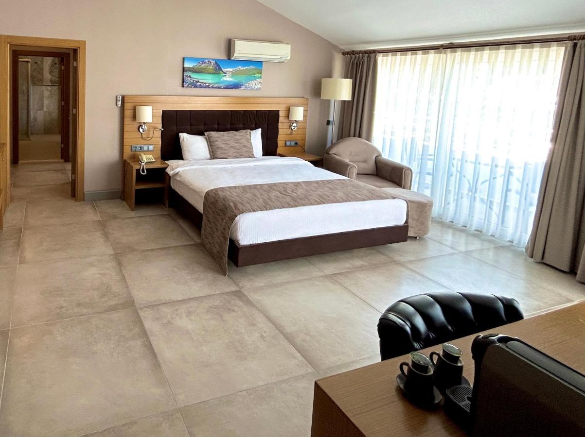 Marina Boutique Hotel 페티예 외부 사진