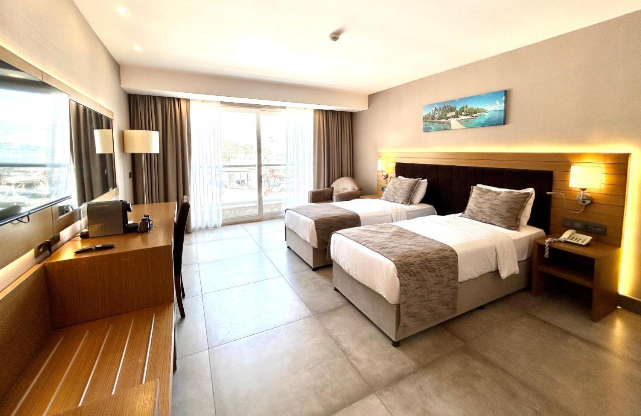Marina Boutique Hotel 페티예 외부 사진