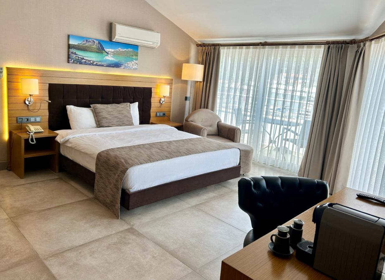 Marina Boutique Hotel 페티예 외부 사진